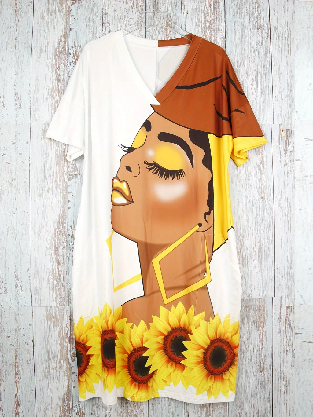 Plus Size Cartoon Woman & Flower