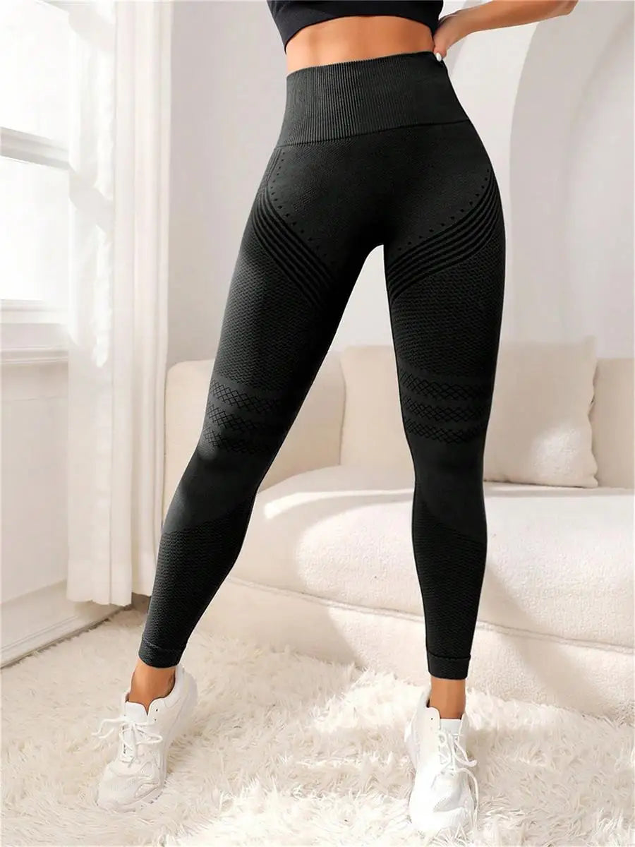 Seamless high-waisted hip-lifting yoga pants