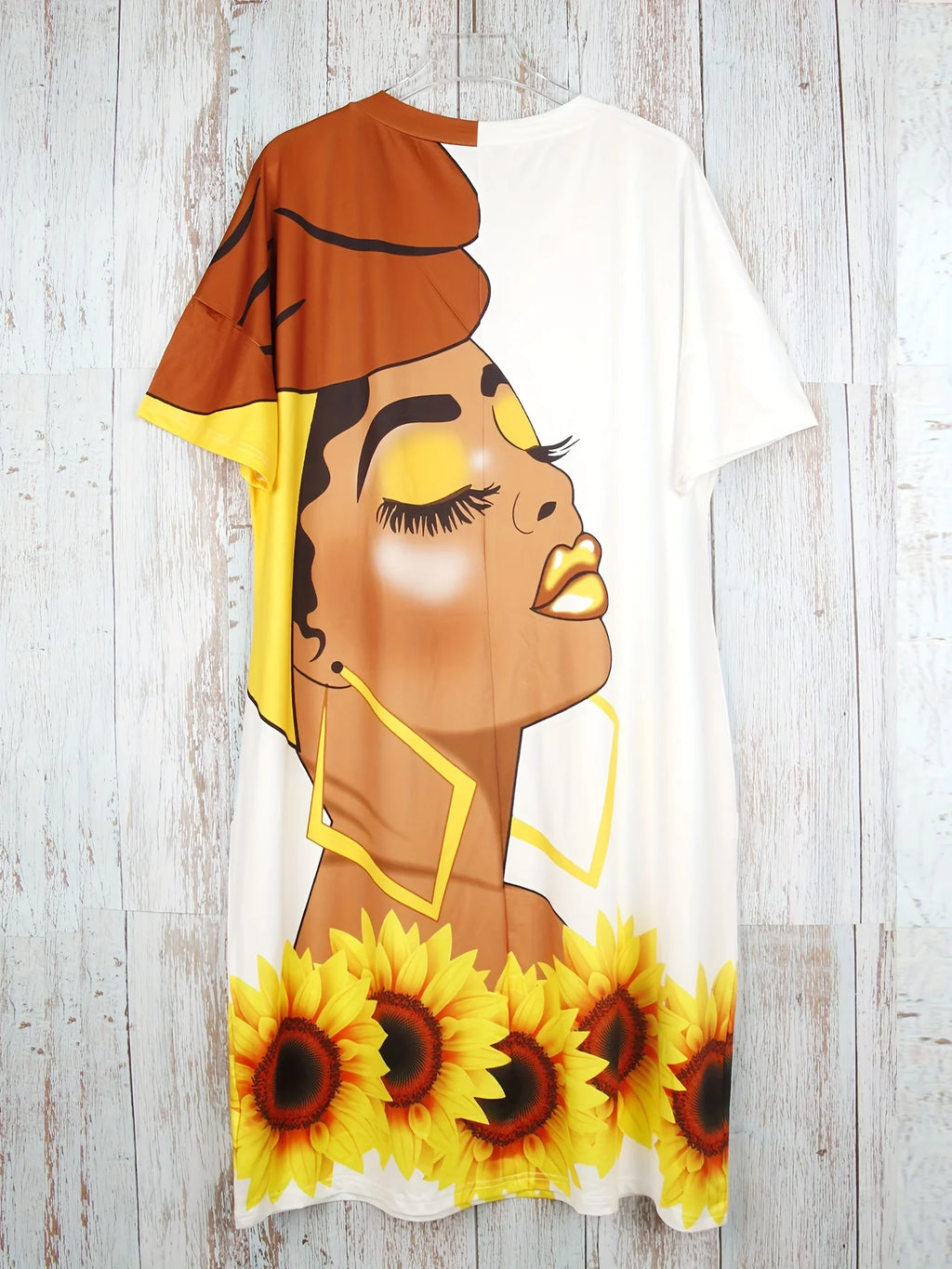 Plus Size Cartoon Woman & Flower